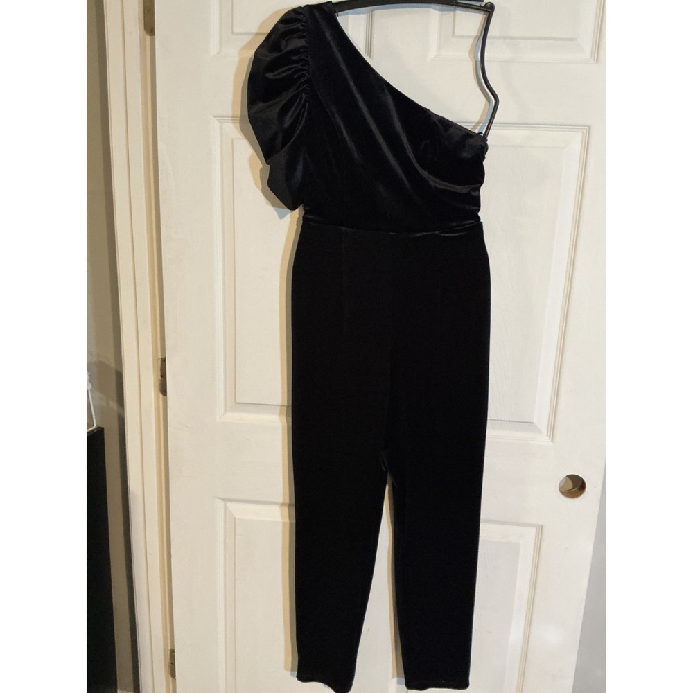 DO+BE Black Velvet One Shoulder Puff Sleeve Jumpsuit NWT Medium Evening Cocktail